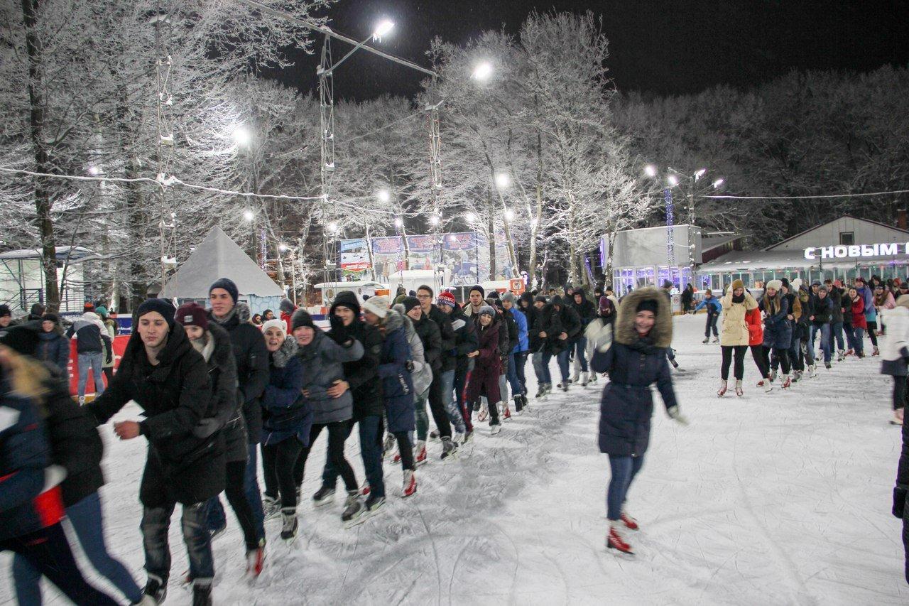 каток в парке победы ставрополь